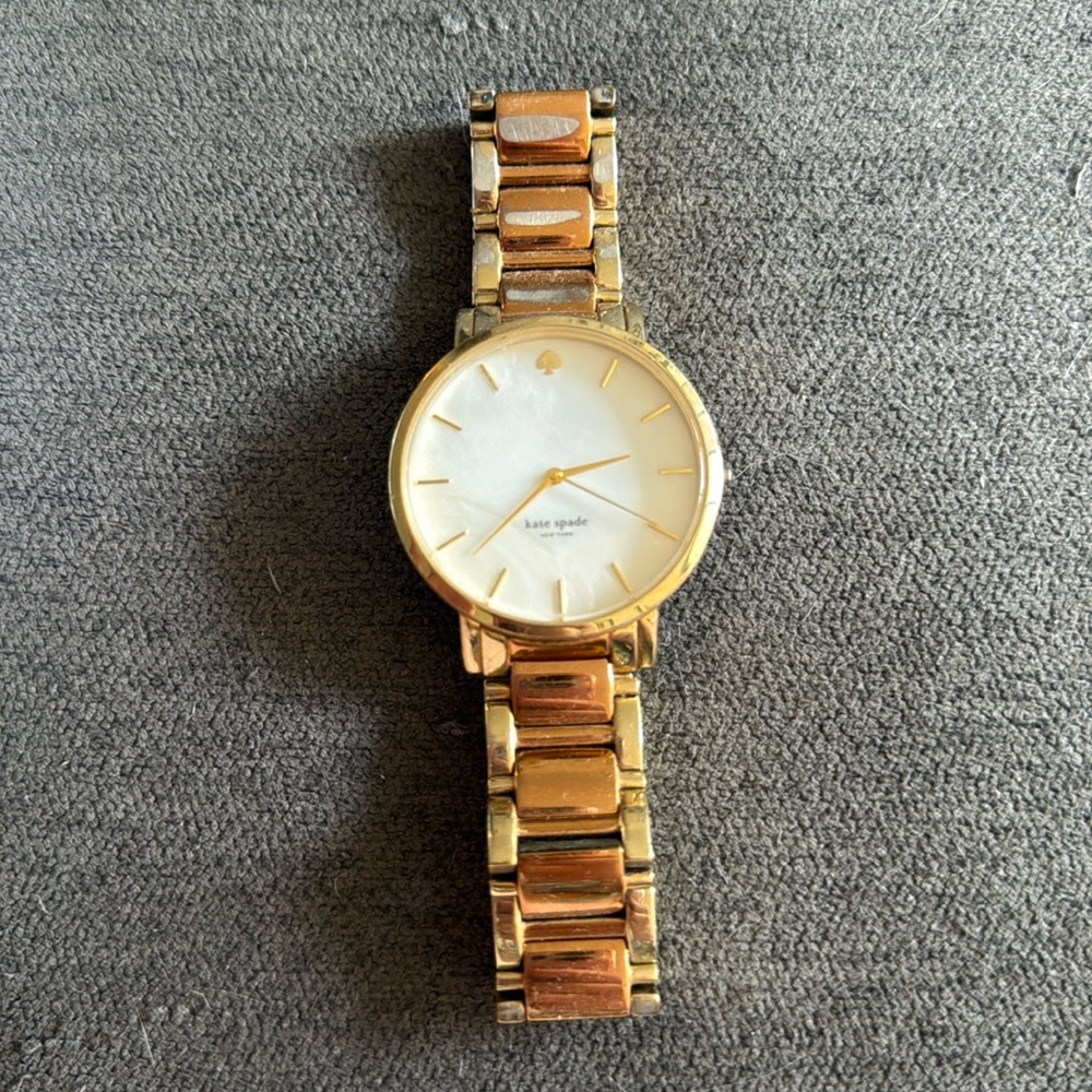 Used Kate Spade Watch NEEDS BATTERY